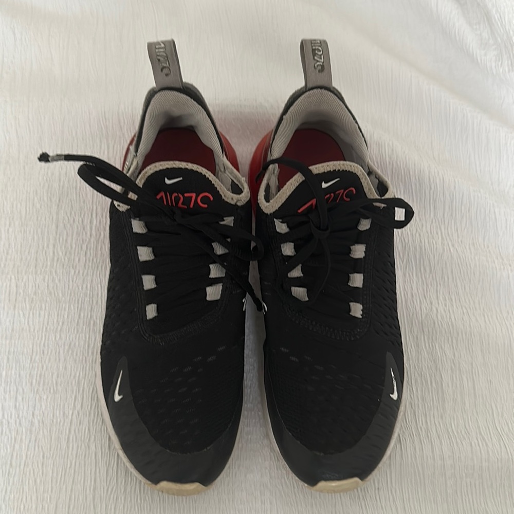 Nike Air Max 270